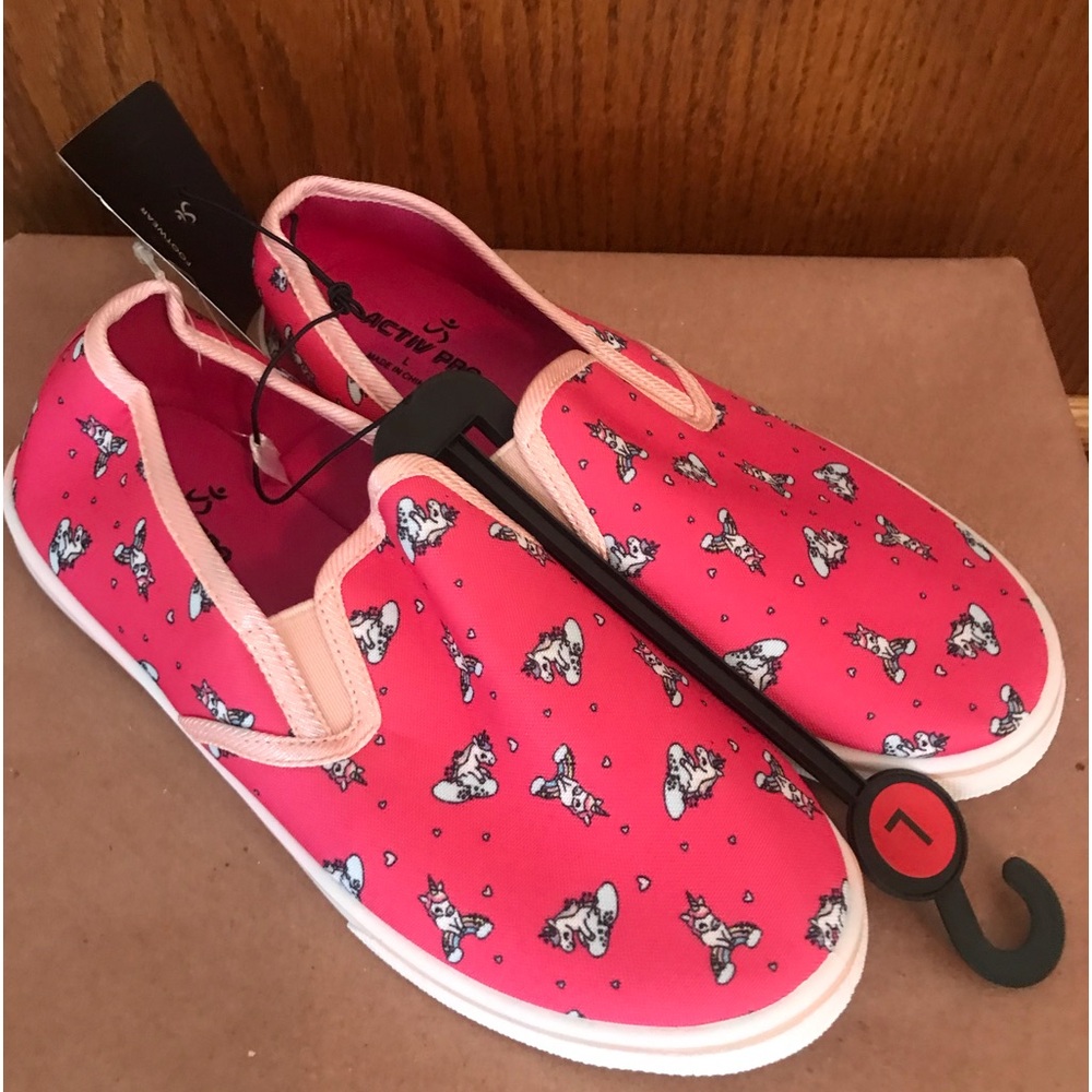 “New Arrivals” Children’s Girl’s Activ Pro Sneakers In size L #30